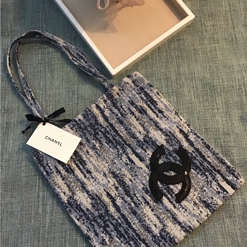 CHANEL Uniform Tote Bag Navy Blue&Gray Tweed Tote Brand New.